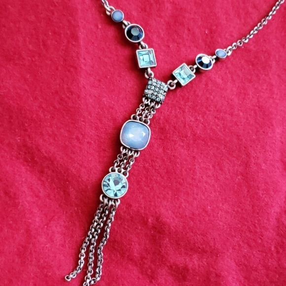 Givenchy Necklace. - Picture 1 of 9